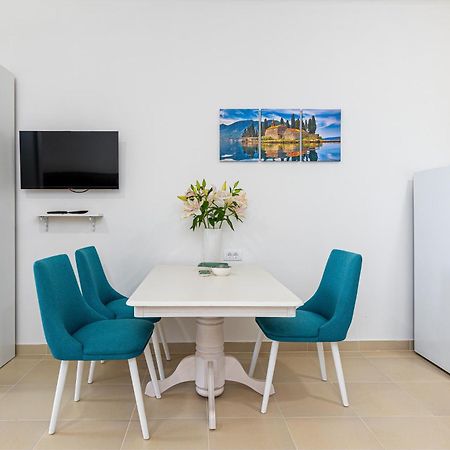 Apartments Lustica Radovici Εξωτερικό φωτογραφία