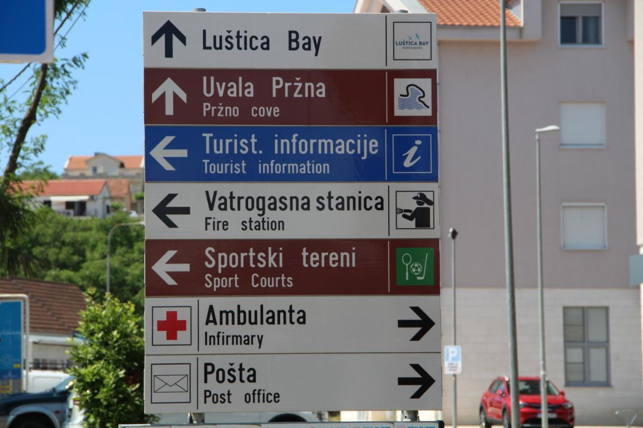 Apartments Lustica Radovici Εξωτερικό φωτογραφία