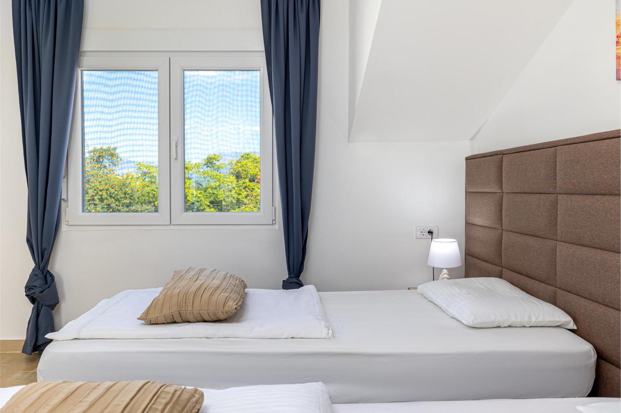 Apartments Lustica Radovici Δωμάτιο φωτογραφία